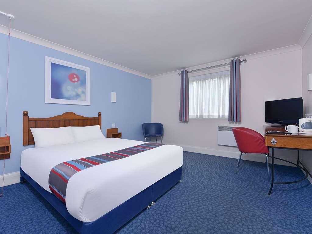 Travelodge Basildon Wickford Habitación foto