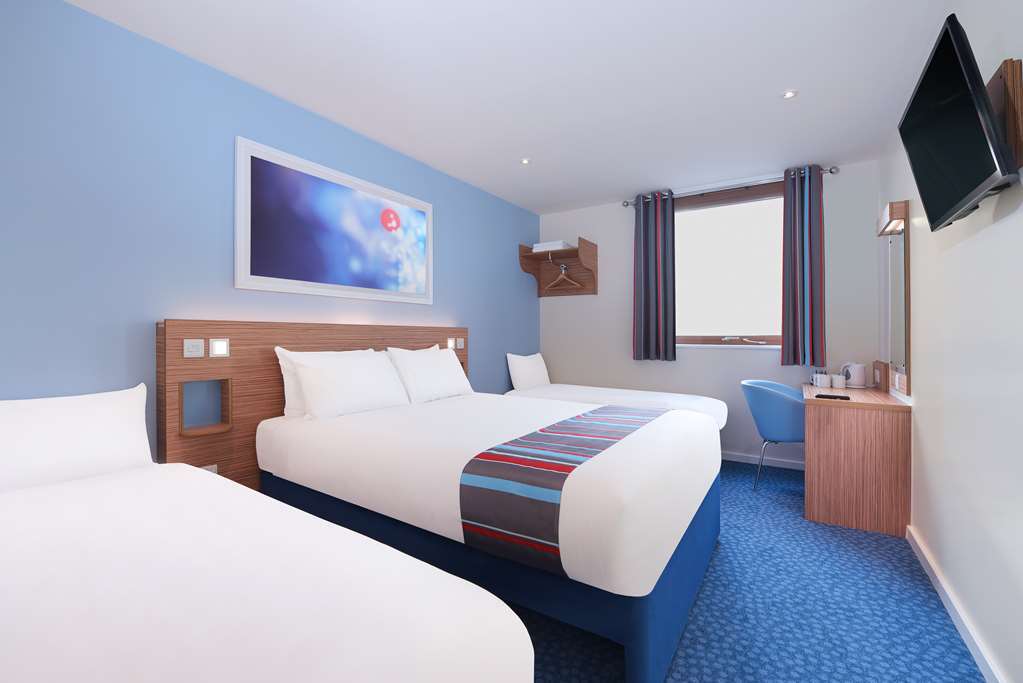 Travelodge Basildon Wickford Habitación foto